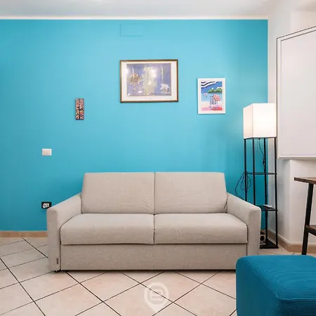 Estay - Viola's House